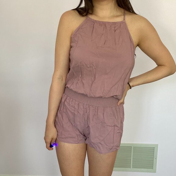 [NWT] Pink Romper - Picture 1 of 5